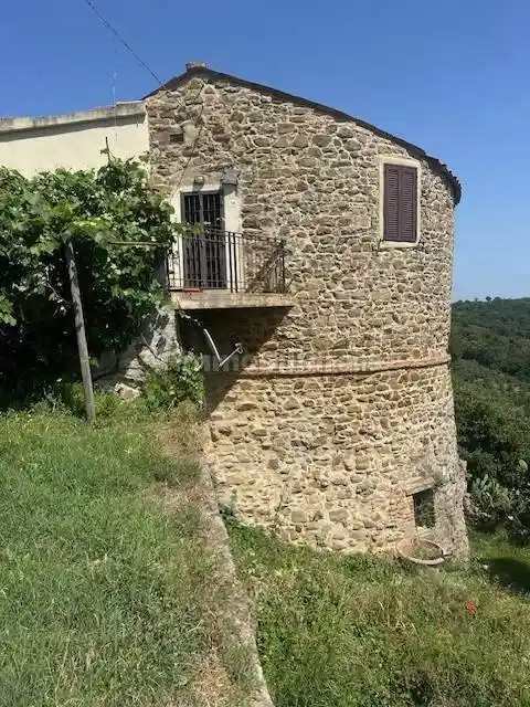 Casa indipendente in vendita a Magliano in Toscana