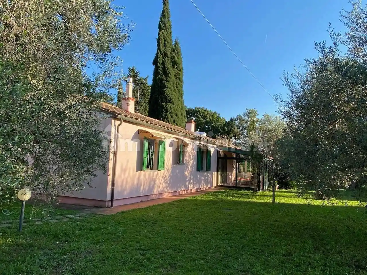 Casa indipendente in vendita a Castagneto Carducci