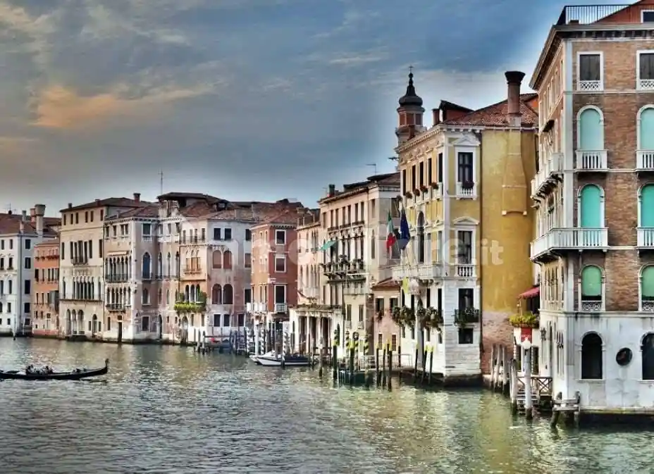 Palazzo - Edificio in vendita a Venezia
