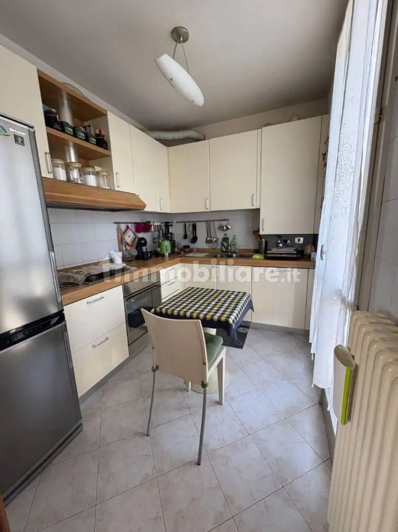 Trilocale via Alessandro Volta 3, Centro, Santa Maria Hoè - foto 4