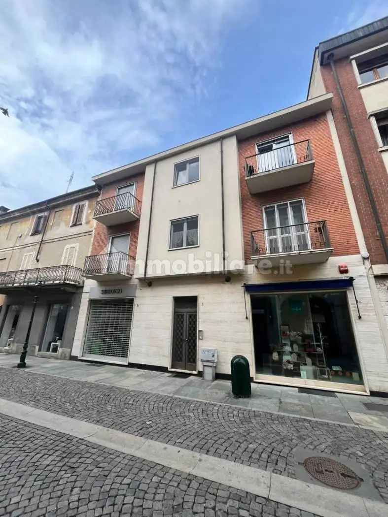 Appartamento in affitto a Chivasso