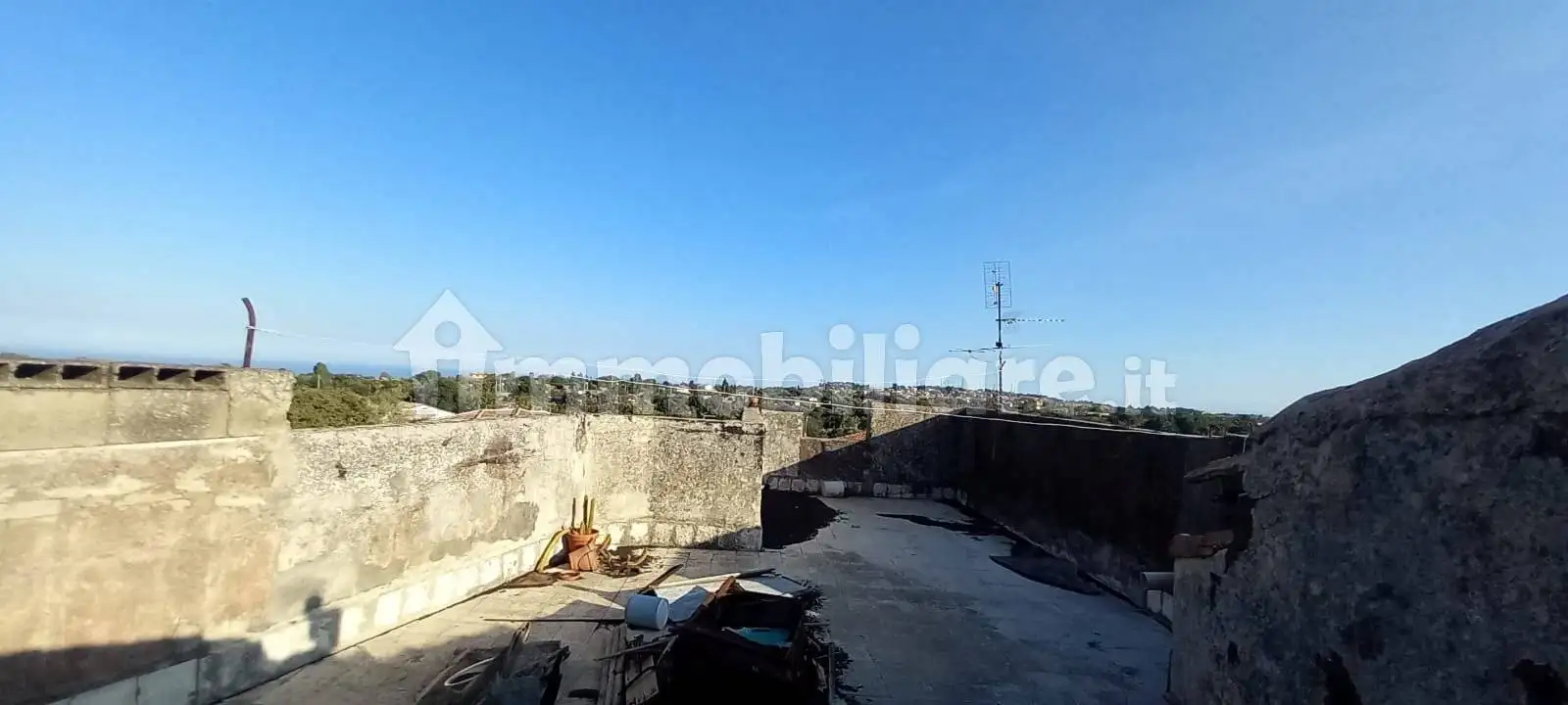 Terratetto unifamiliare 96 m², da ristrutturare, Centro, Aci Bonaccorsi - foto 3