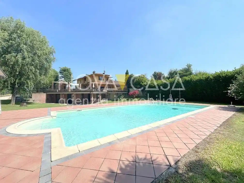 Villa in vendita a Crema