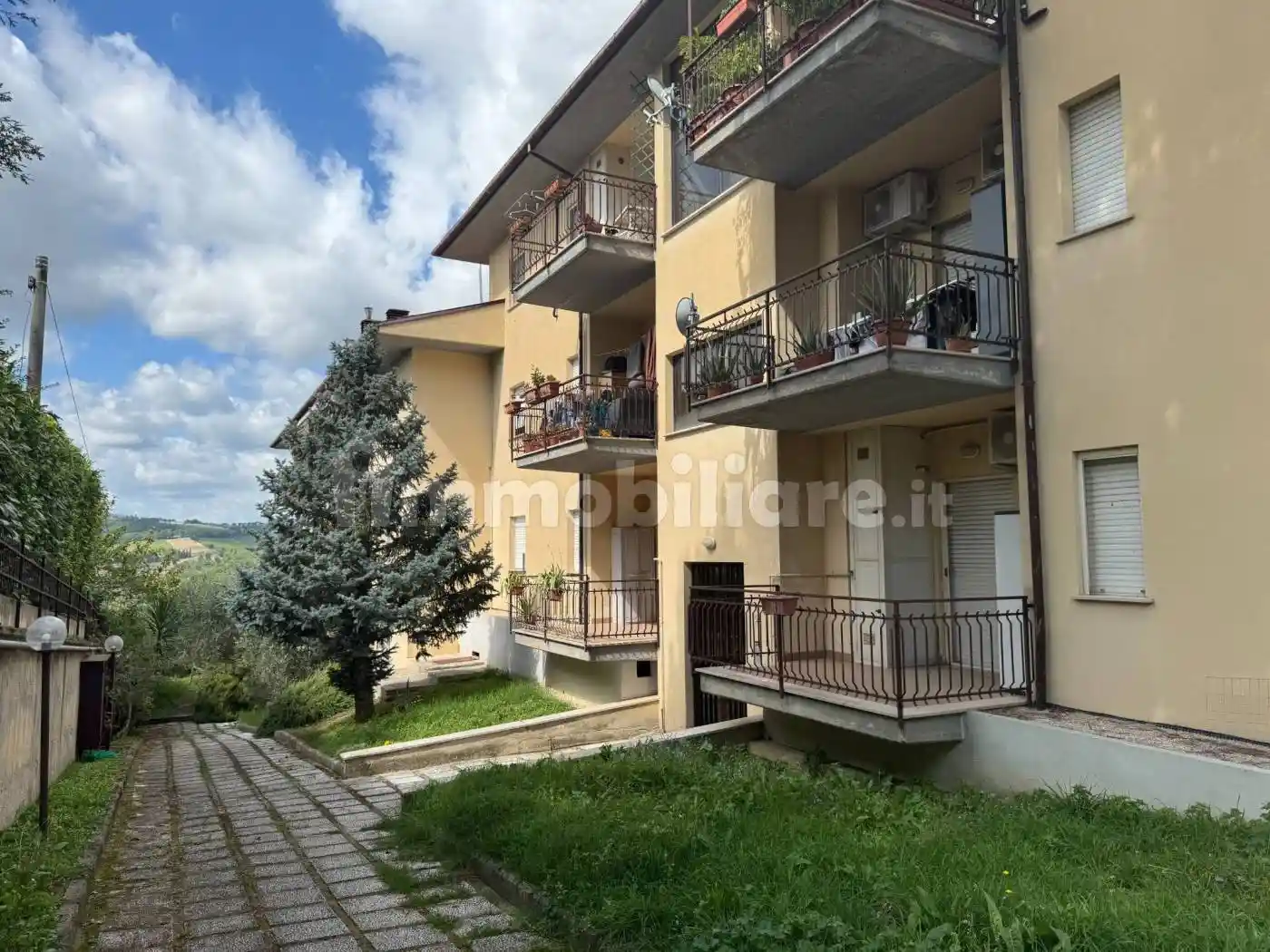 Quadrilocale via Galileo Galilei 6, Centro, Castel Ritaldi - foto 2