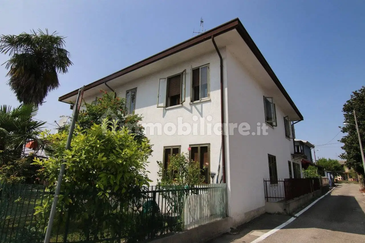 Appartamento in vendita a Padova