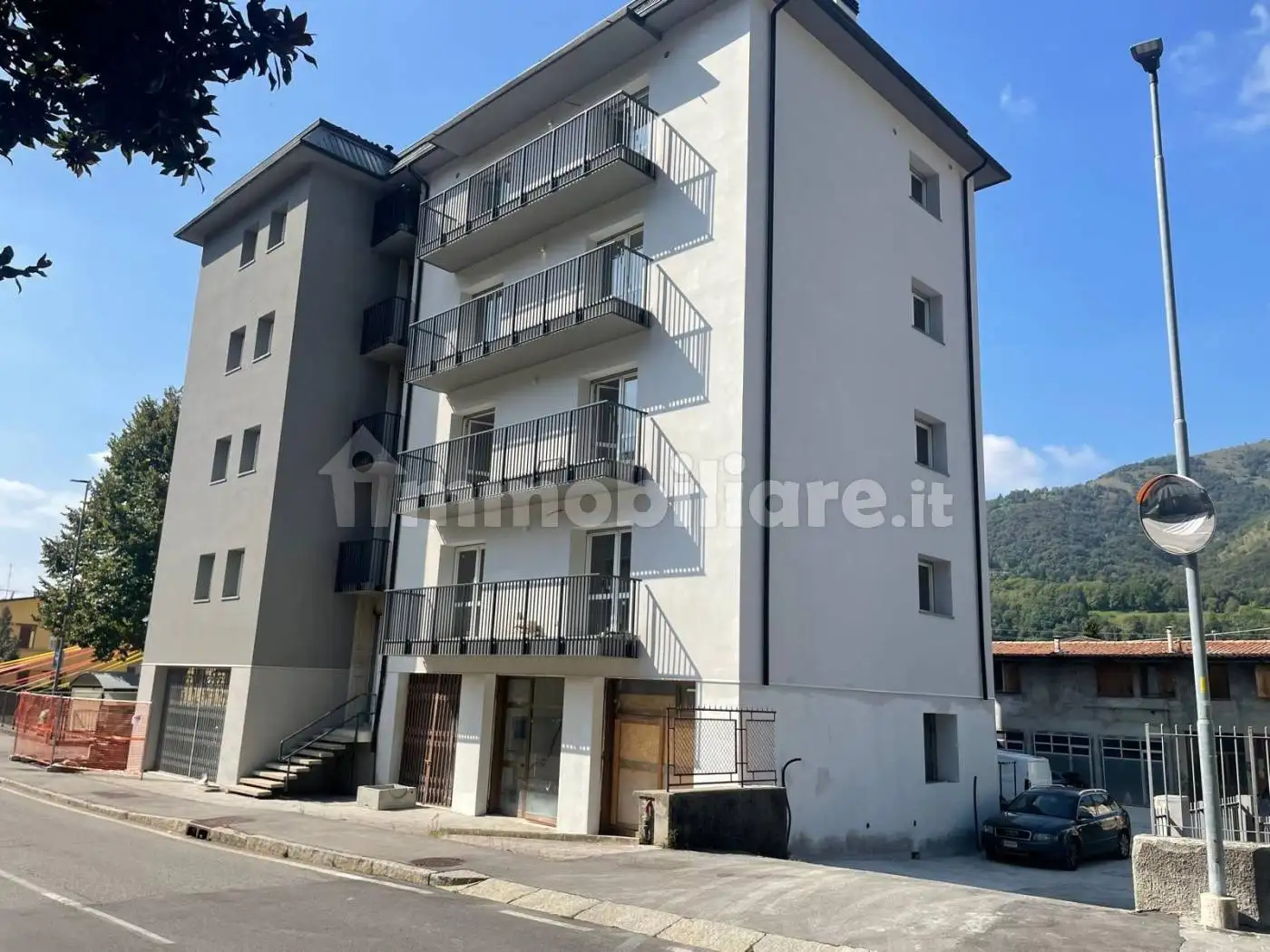 Appartamento in vendita a Pradalunga