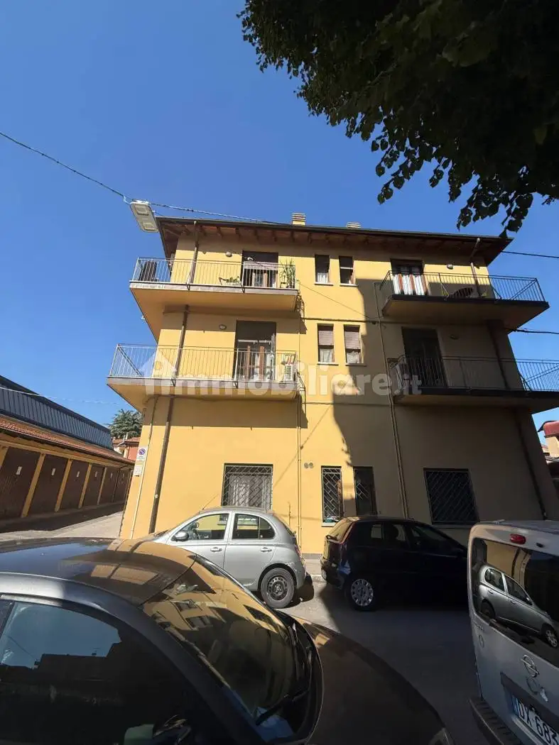 Appartamento in vendita a Bologna