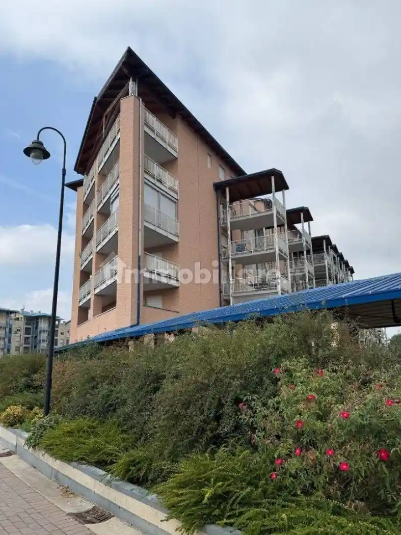 Quadrilocale viale Piero Masera 44, Borgo Piave, Corso Europa, Zona Ferrero, Alba - foto 4