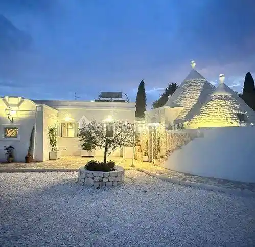 Rustico - Casale in vendita a Ostuni