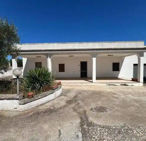 Villa in vendita a Cisternino