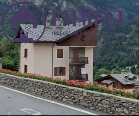 Appartamento in asta a Allein