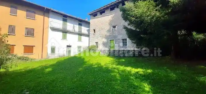 Rustico - Casale in vendita a Zogno