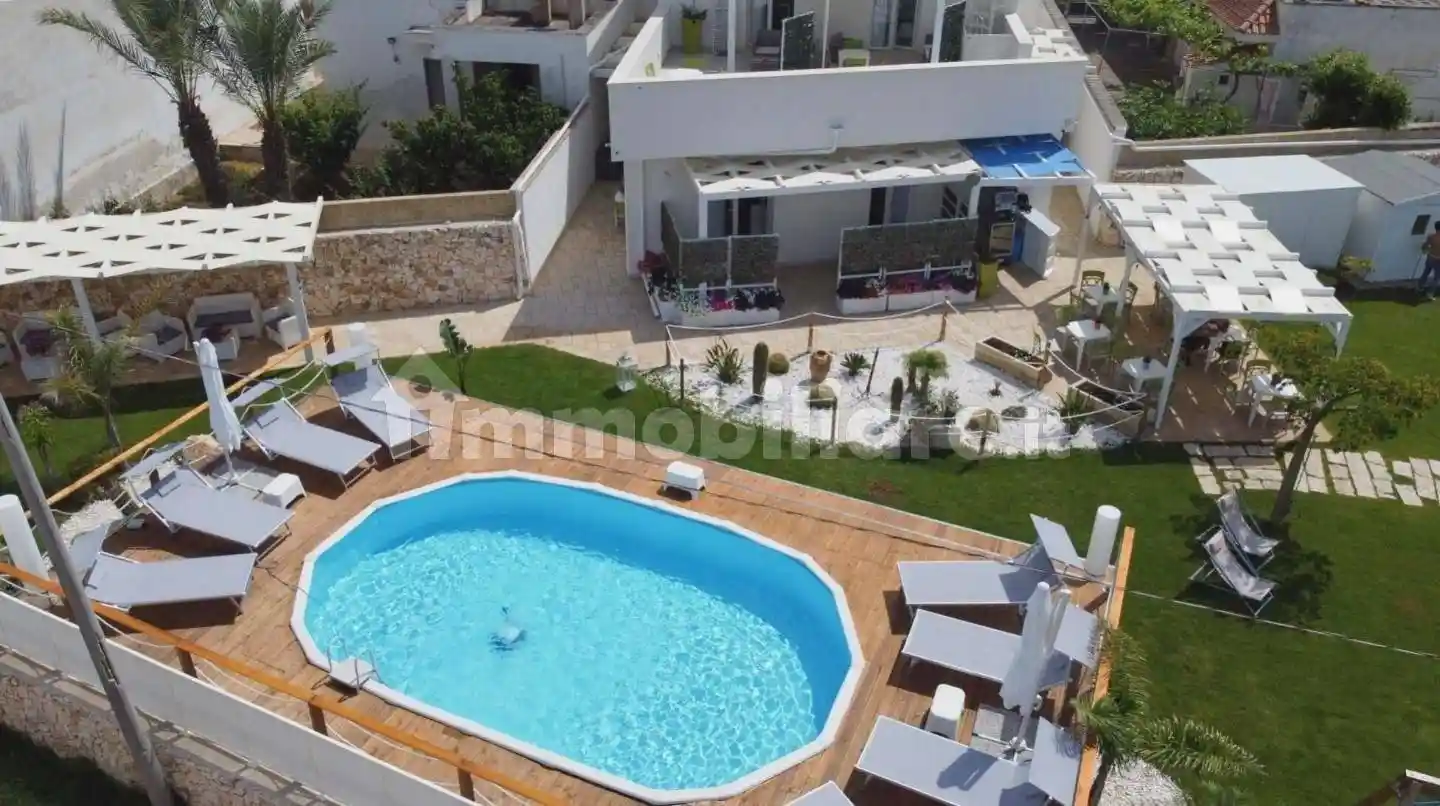 Palazzo - Edificio in vendita a Nardò