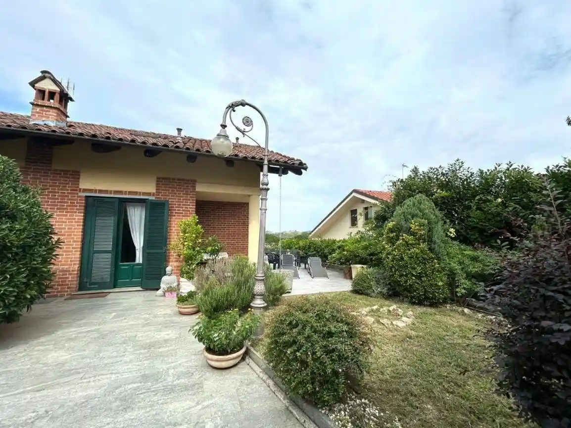Casa indipendente in vendita a Castell'Alfero