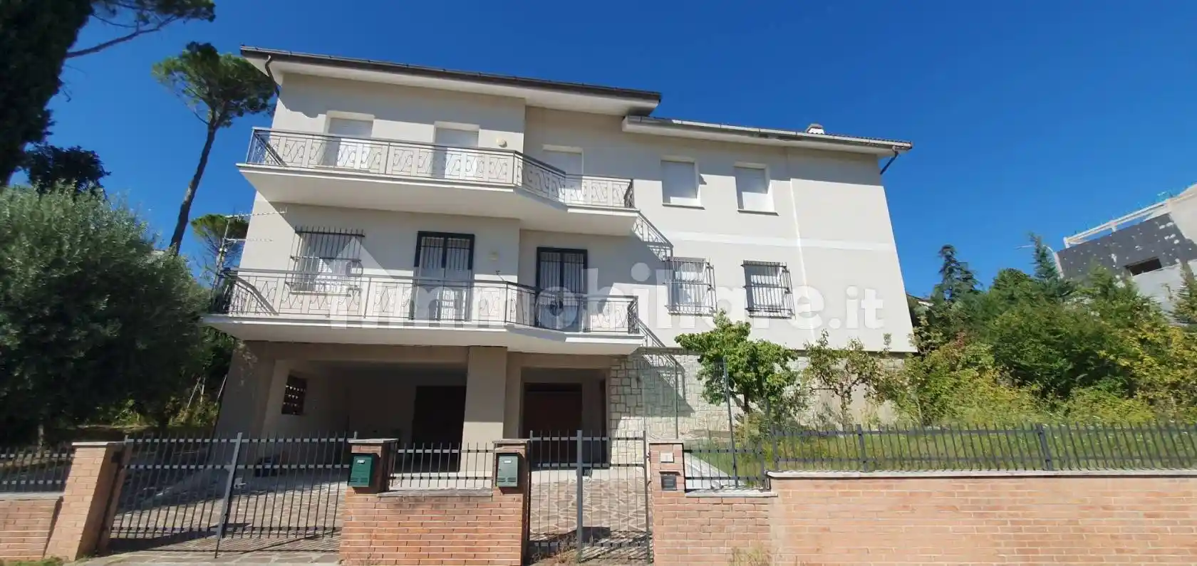 Villa in vendita a Tolentino