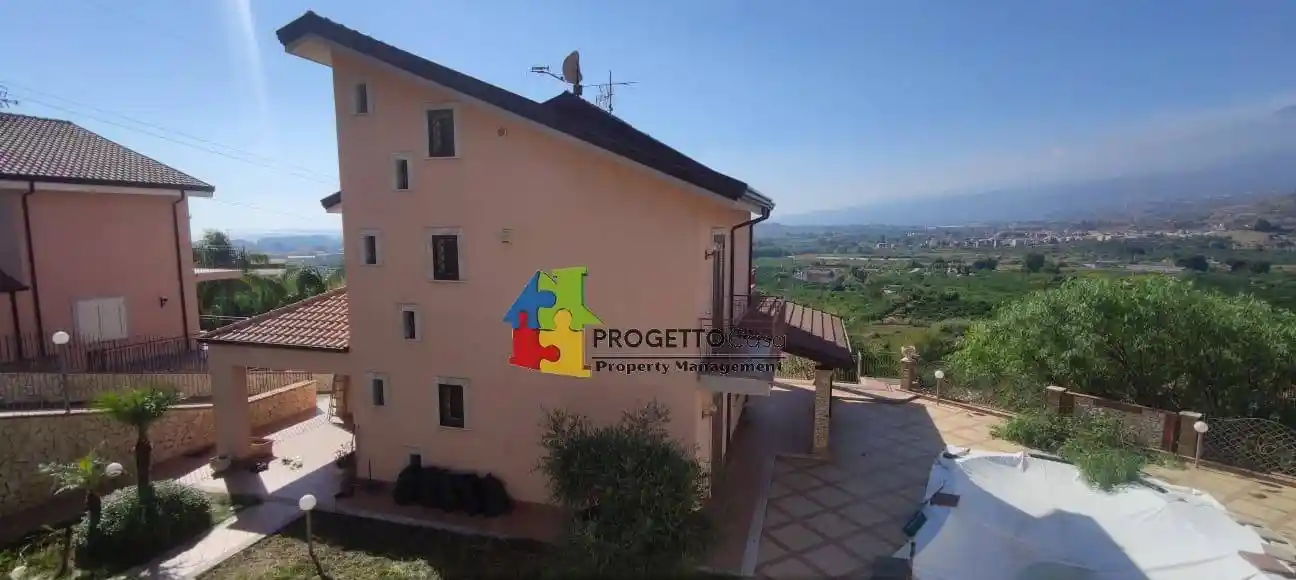 Villa in vendita a Taormina
