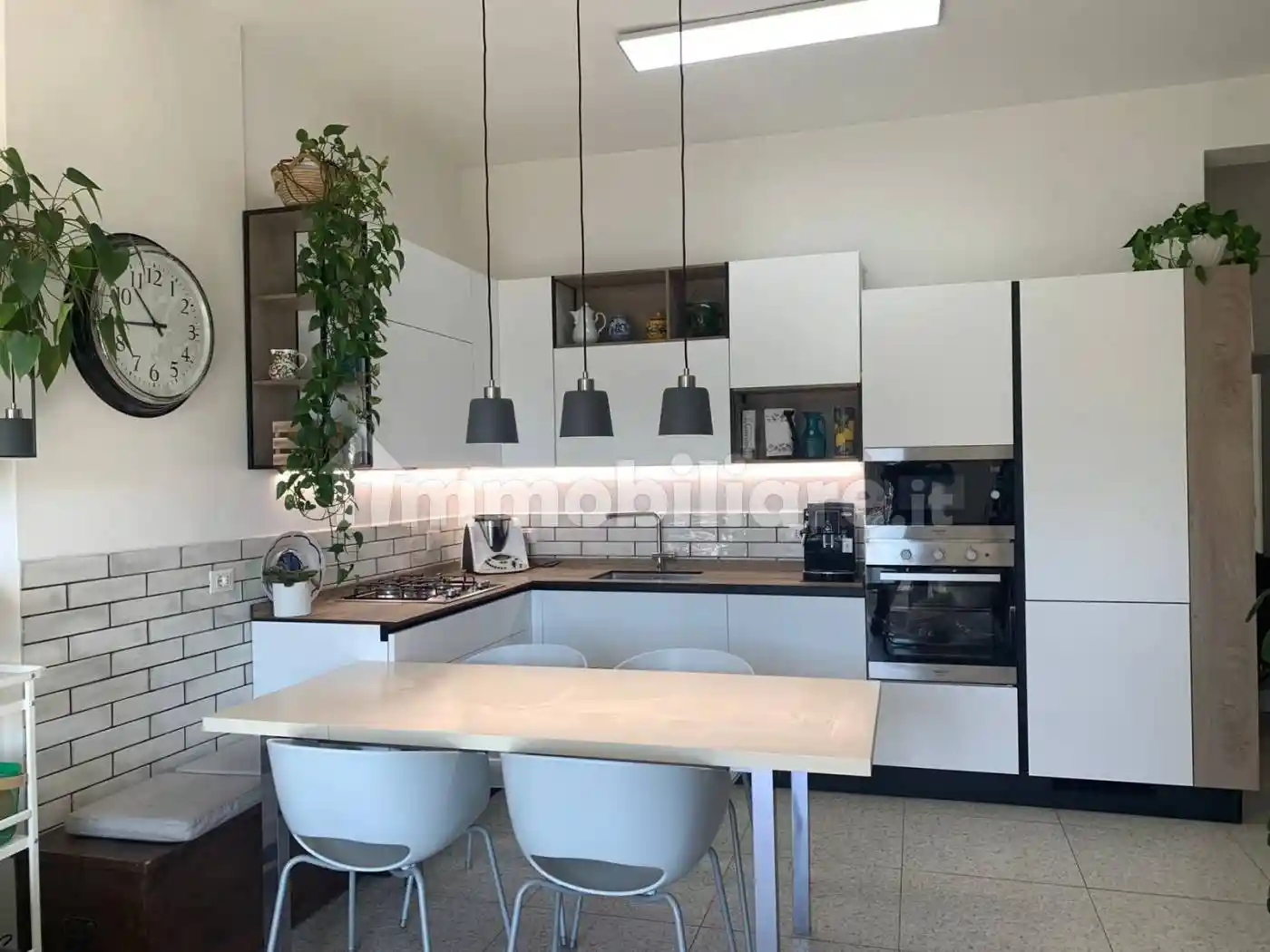 Appartamento in vendita a Varazze