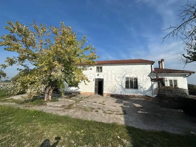 Villa in vendita a Angiari