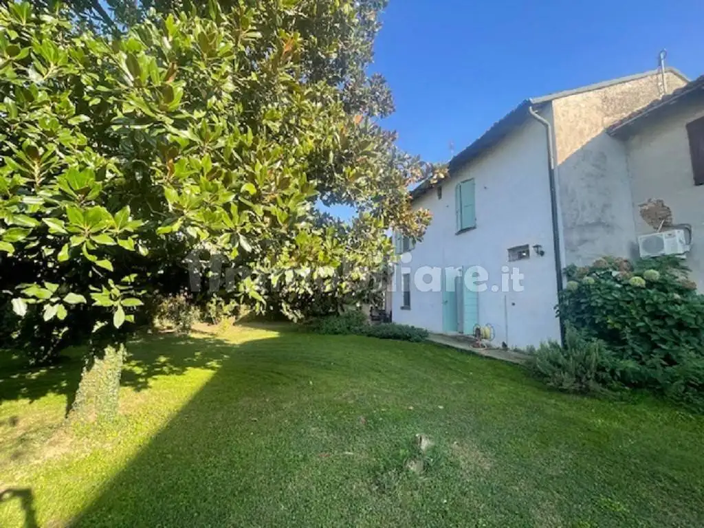 Villa bifamiliare vicolo Vittorio Alfieri, Centro, Corte de' Frati - foto 3