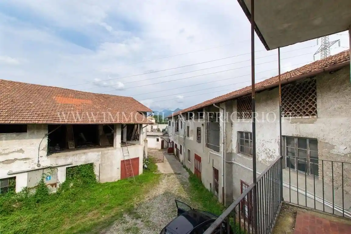 Palazzo - Edificio in vendita a Calolziocorte