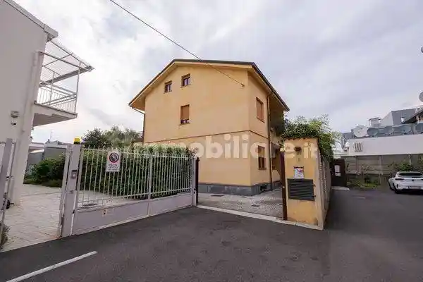 Villa in vendita a Lissone