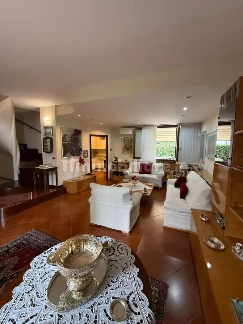 Villa in vendita a Cusano Milanino