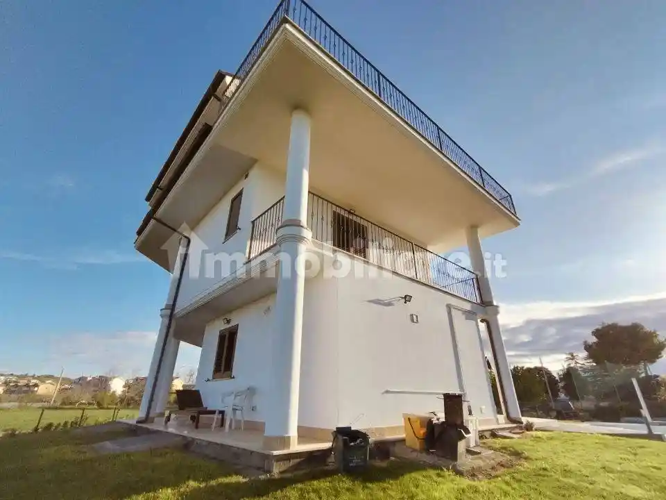 Villa unifamiliare via Verdi Snc, Villa Carmine, Montesilvano - foto 4