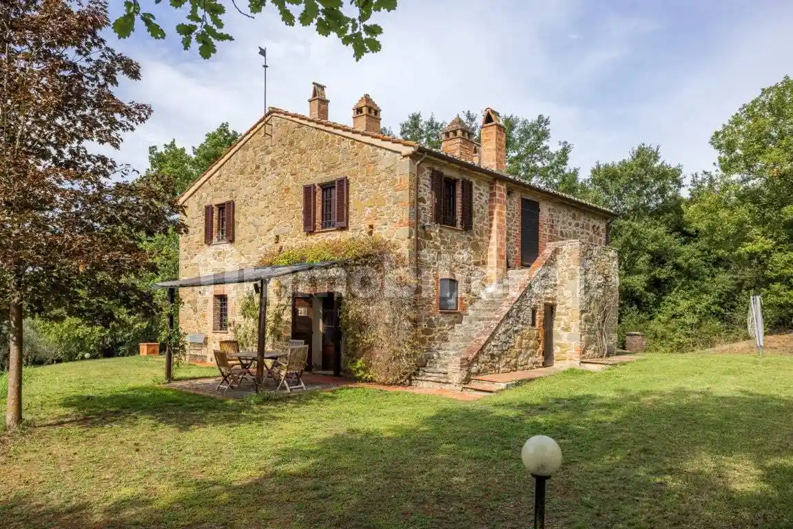 Rustico - Casale in vendita a Città della Pieve