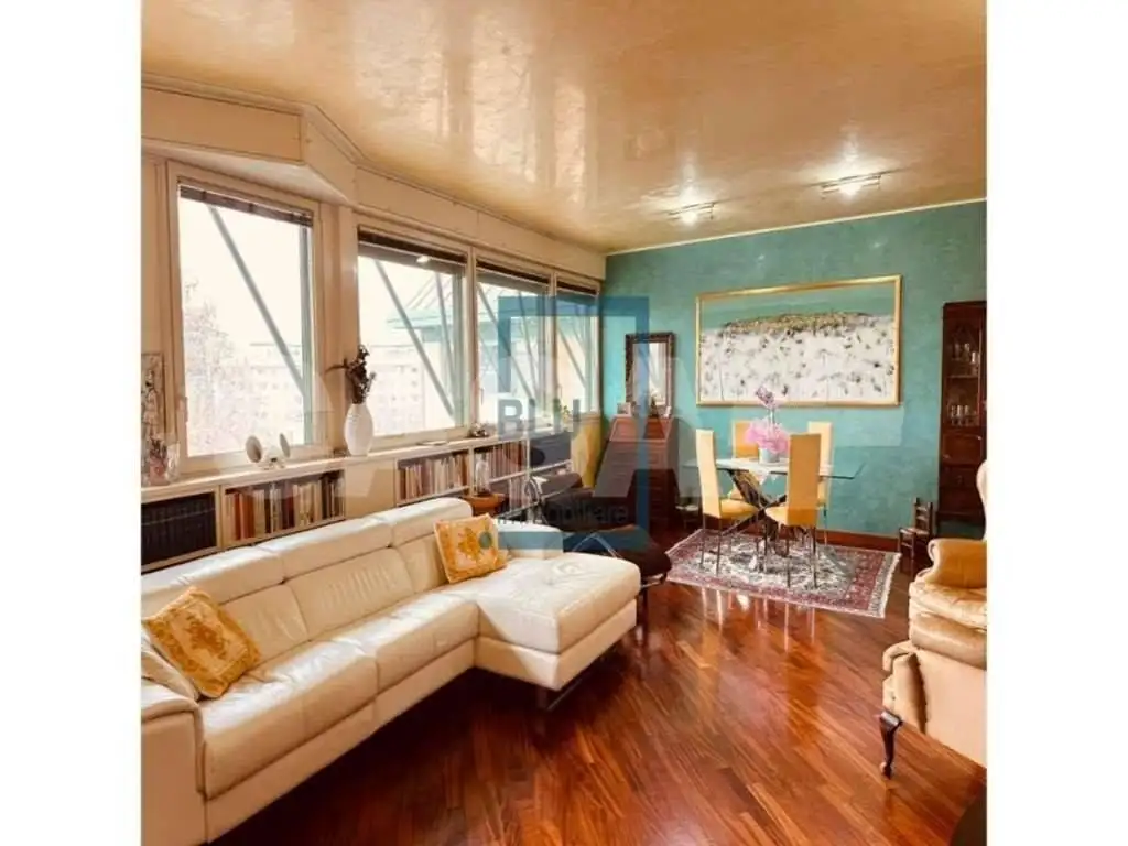 Penthouse - Attic in vendita a Milan