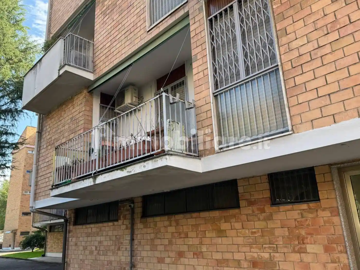 Trilocale via Luigi Chiarelli 16, Gallaratese, Milano - foto 4