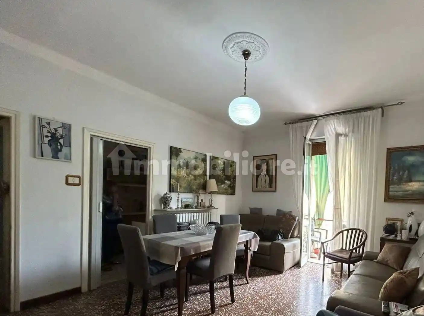 Appartamento in vendita a Reggio Emilia