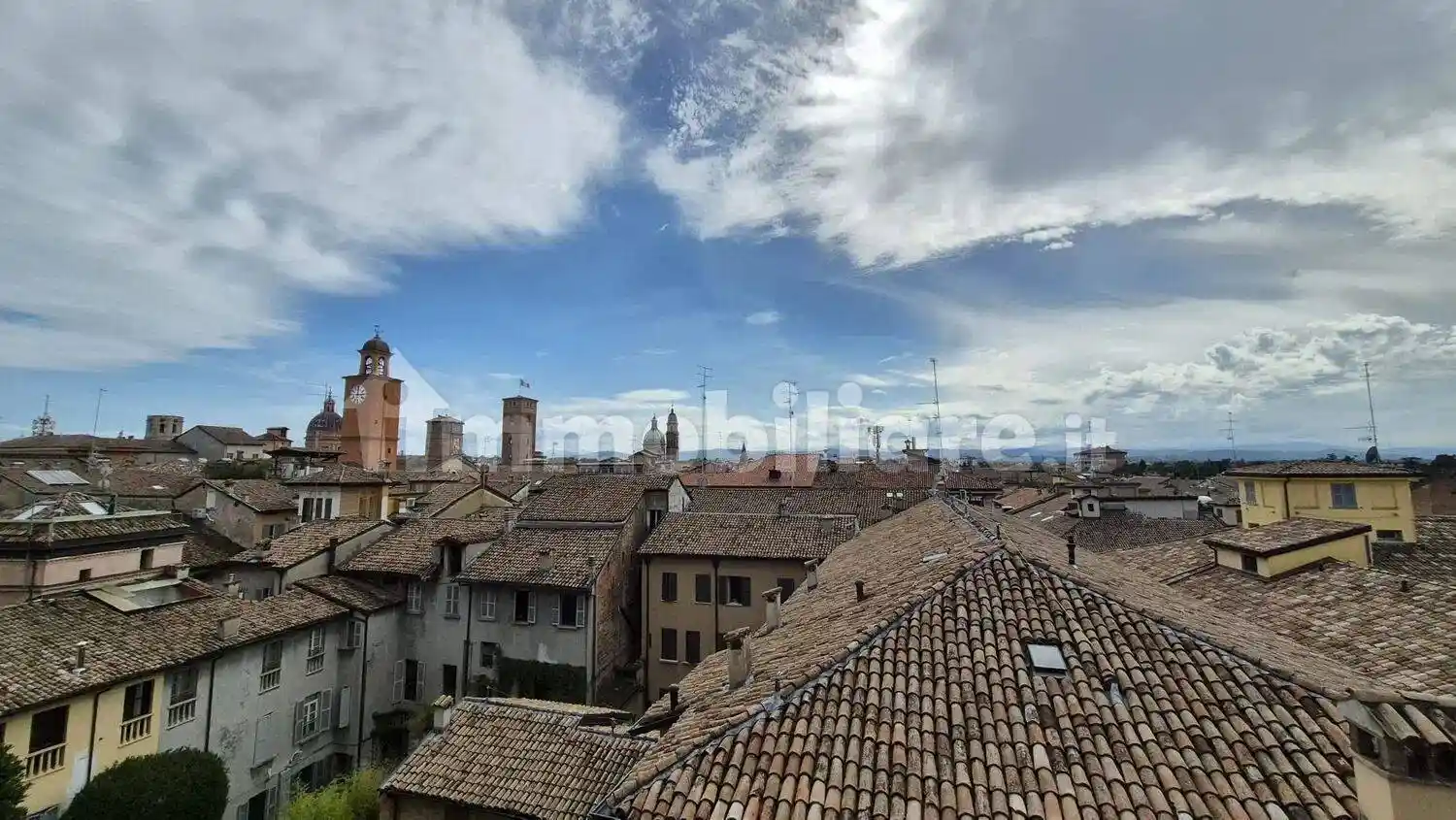 Appartamento in vendita a Reggio Emilia