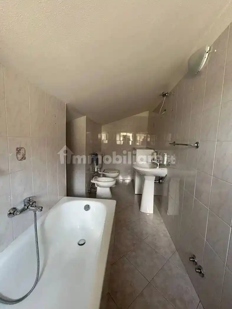 Trilocale via Antonio Labriola, Sesso, Reggio Emilia - foto 5