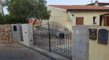 Appartamento in vendita a Arzachena