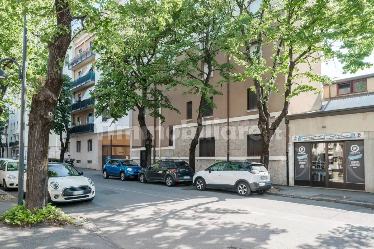 Palazzo - Edificio in vendita a Brescia