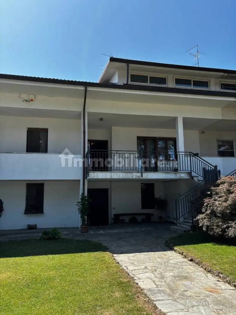Villa a schiera 5 locali, ottimo stato, Casalbeltrame - foto 2