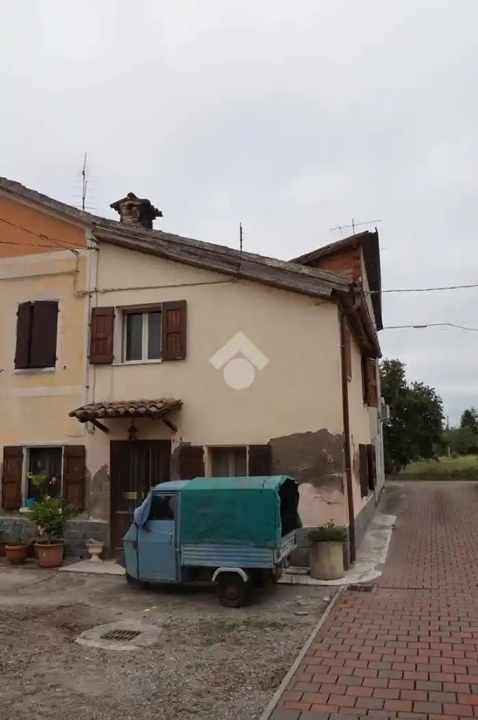Rustico - Casale in vendita a Formigine