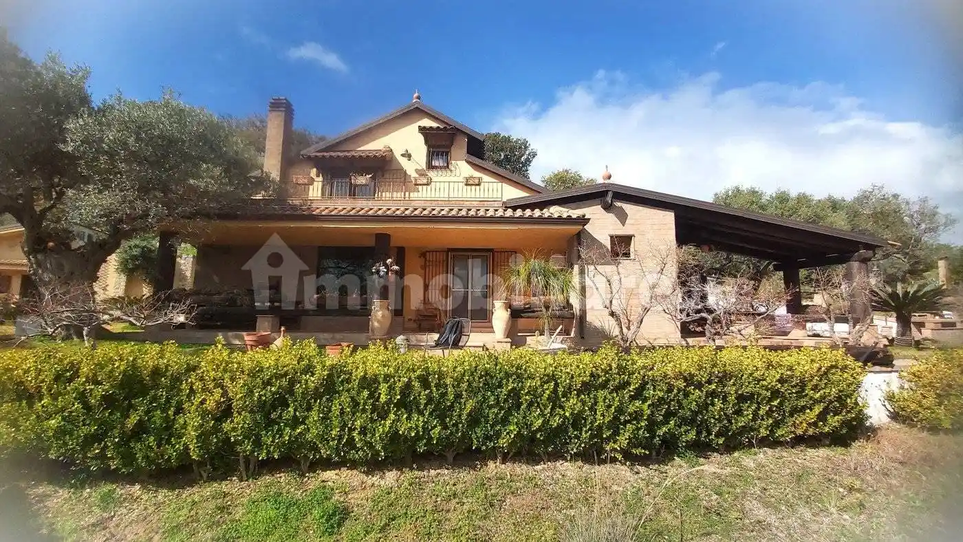 Villa unifamiliare, buono stato, 285 m², Centro, Siderno - foto 5