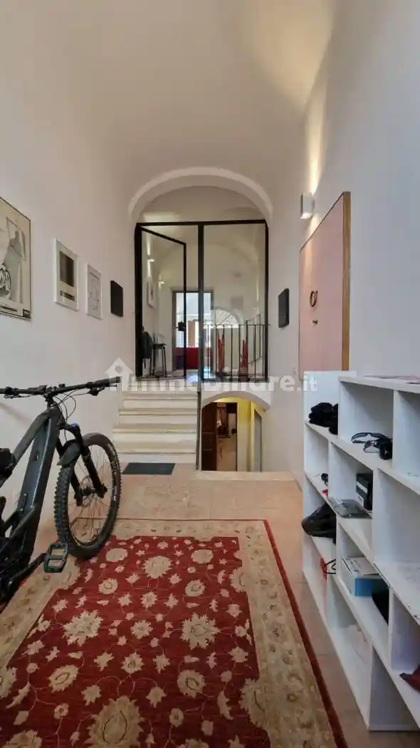 Terratetto plurifamiliare 220 m², ottimo stato, Duomo - Fontana Luminosa, L'Aquila - foto 3