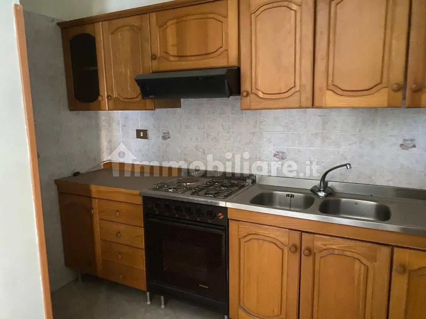 Villa unifamiliare via Giuseppe Garibaldi 61, Centro, Castelforte - foto 5