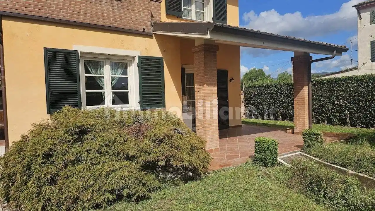 Villa in vendita a Capannori