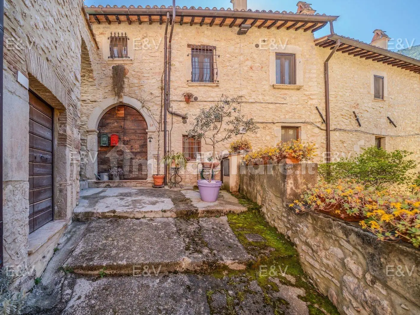 Appartamento in vendita a Ferentillo