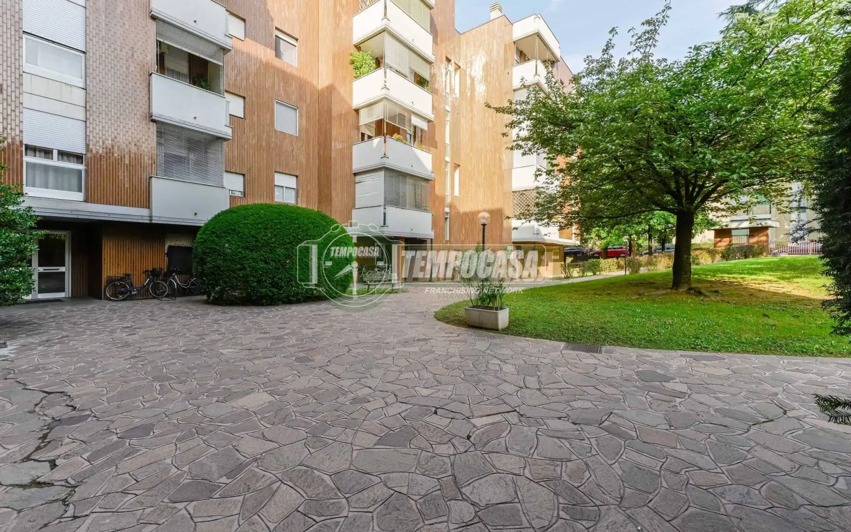 Appartamento in vendita a Vimercate