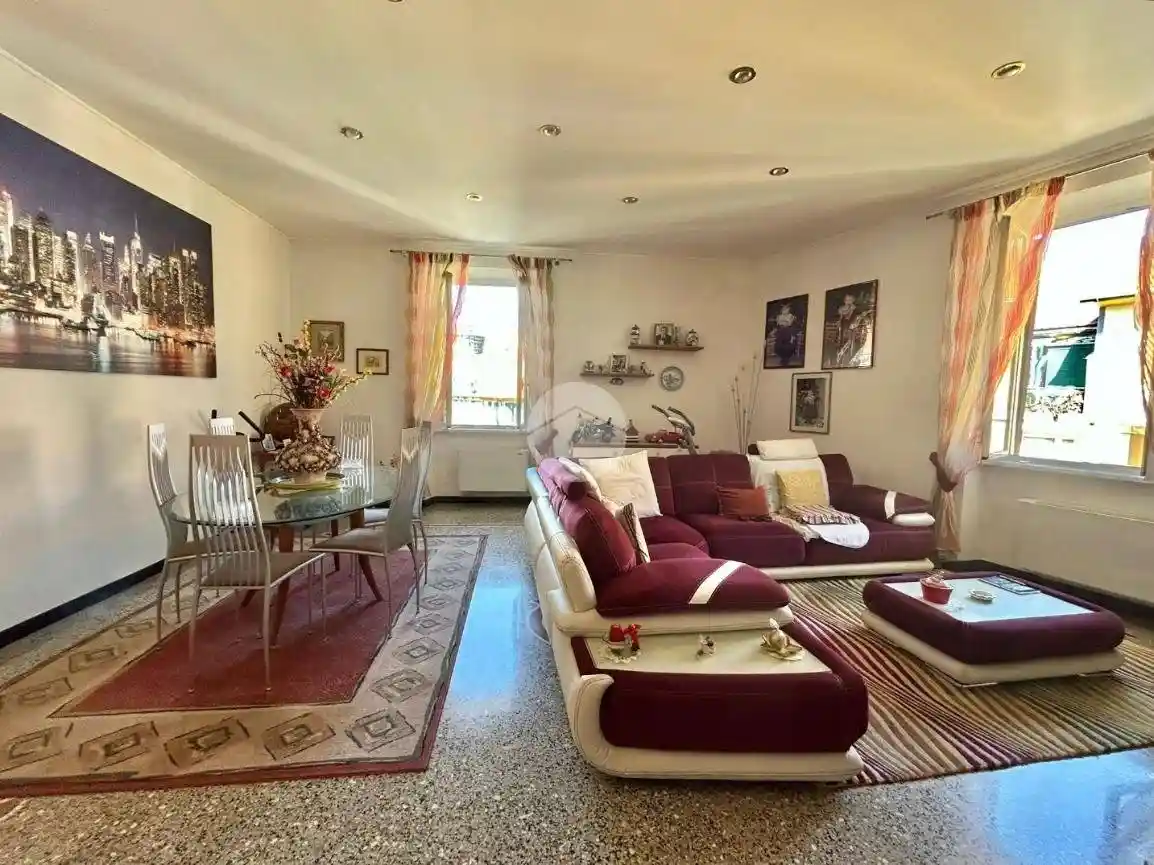 Appartamento in vendita a Savona