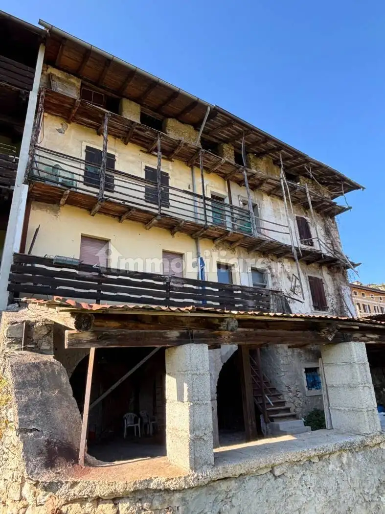 Casa indipendente in vendita a Brentonico