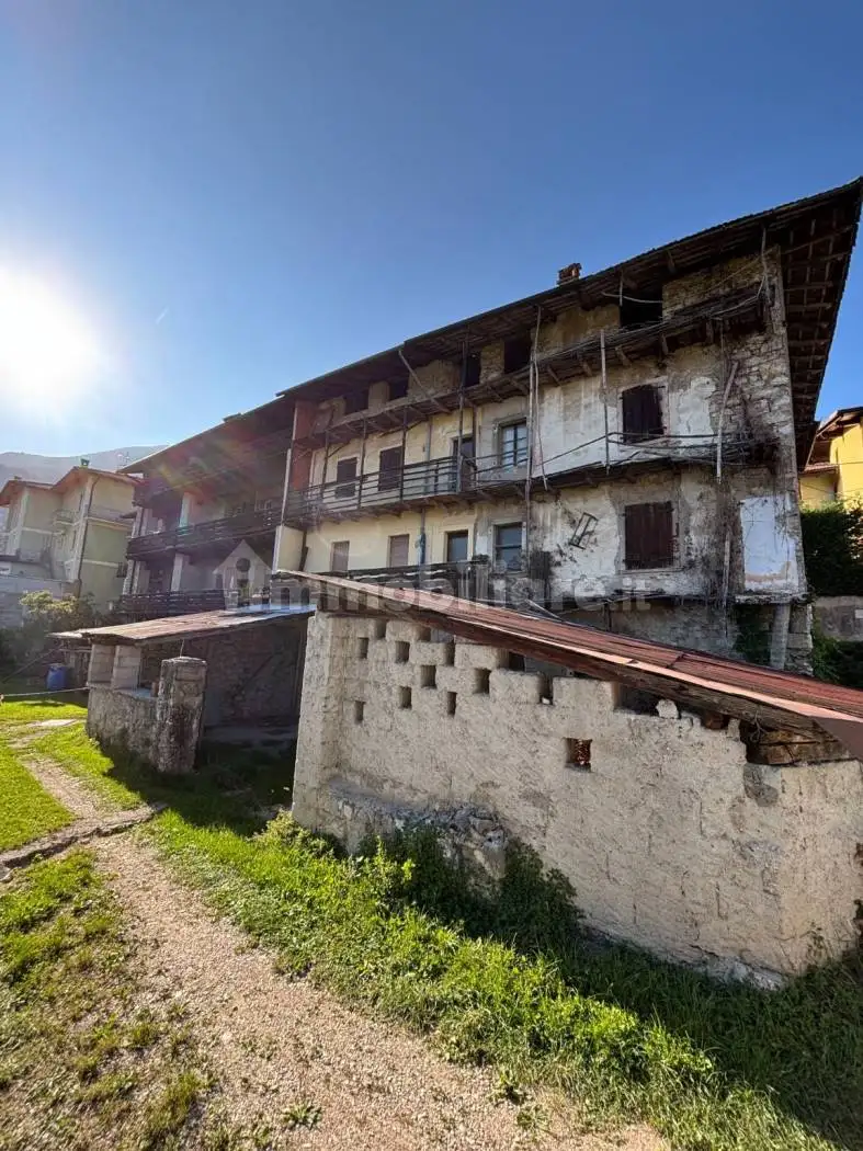 Terratetto plurifamiliare via Ottone Brentari 5, Centro, Brentonico - foto 3