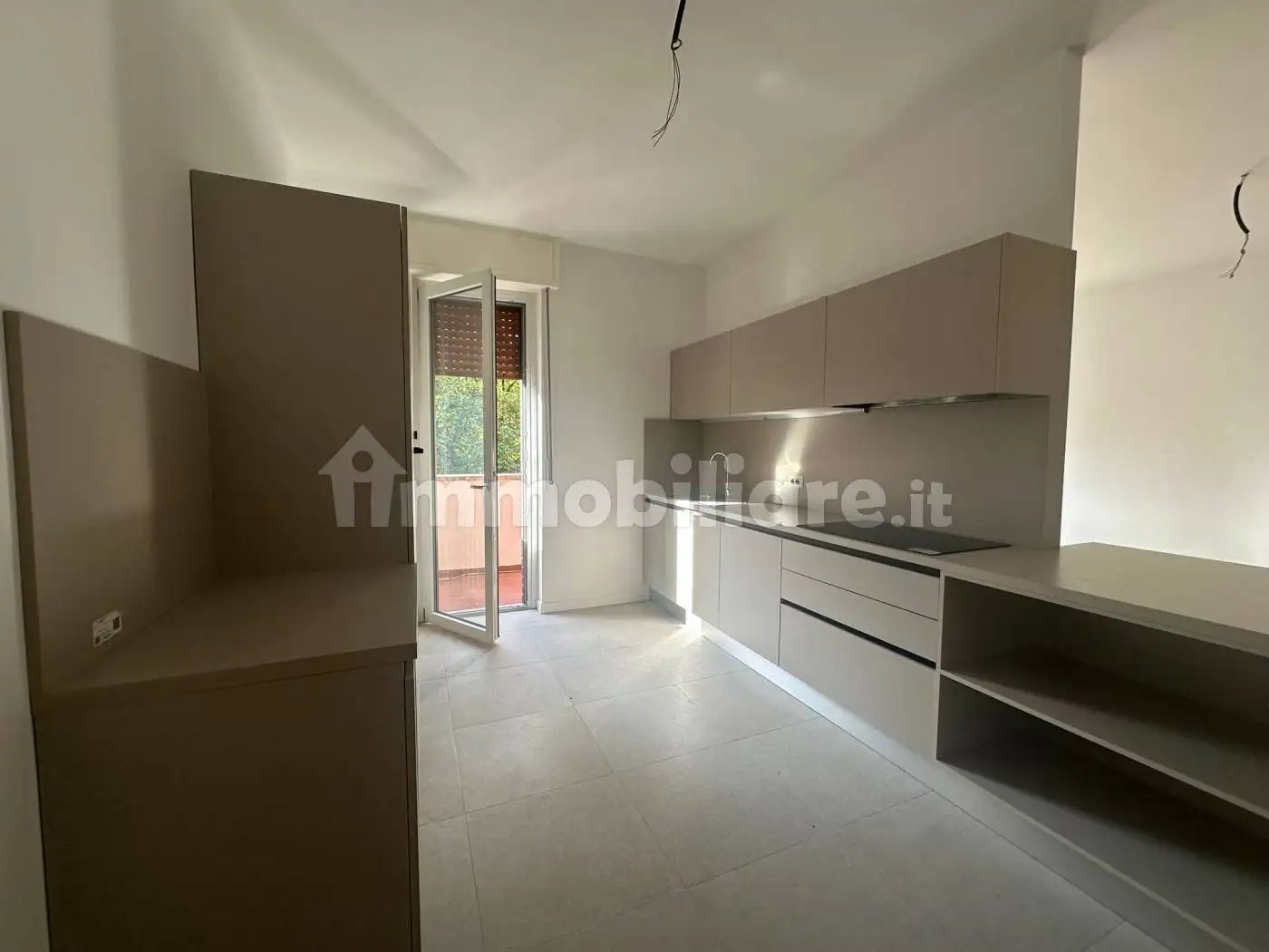 Trilocale via San Giacomo 3, Centro, Casatenovo - foto 2