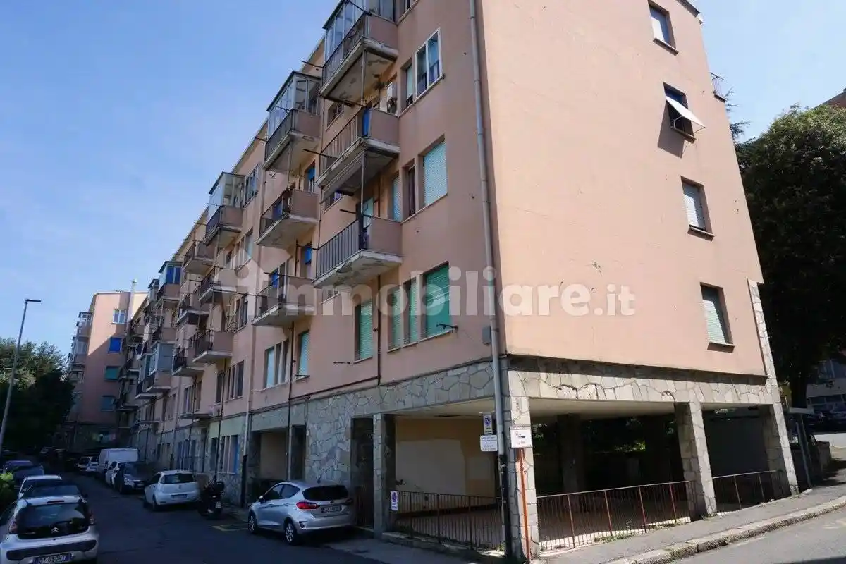 Appartamento in vendita a Genova