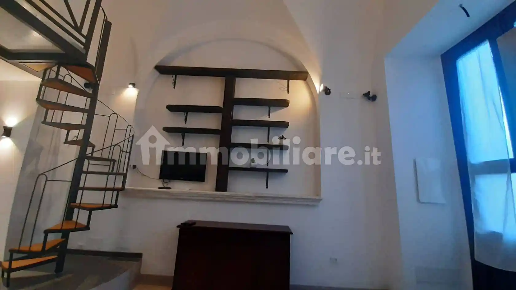 Open space Lungomare Cristoforo Colombo 17, Centro, Vieste - foto 3