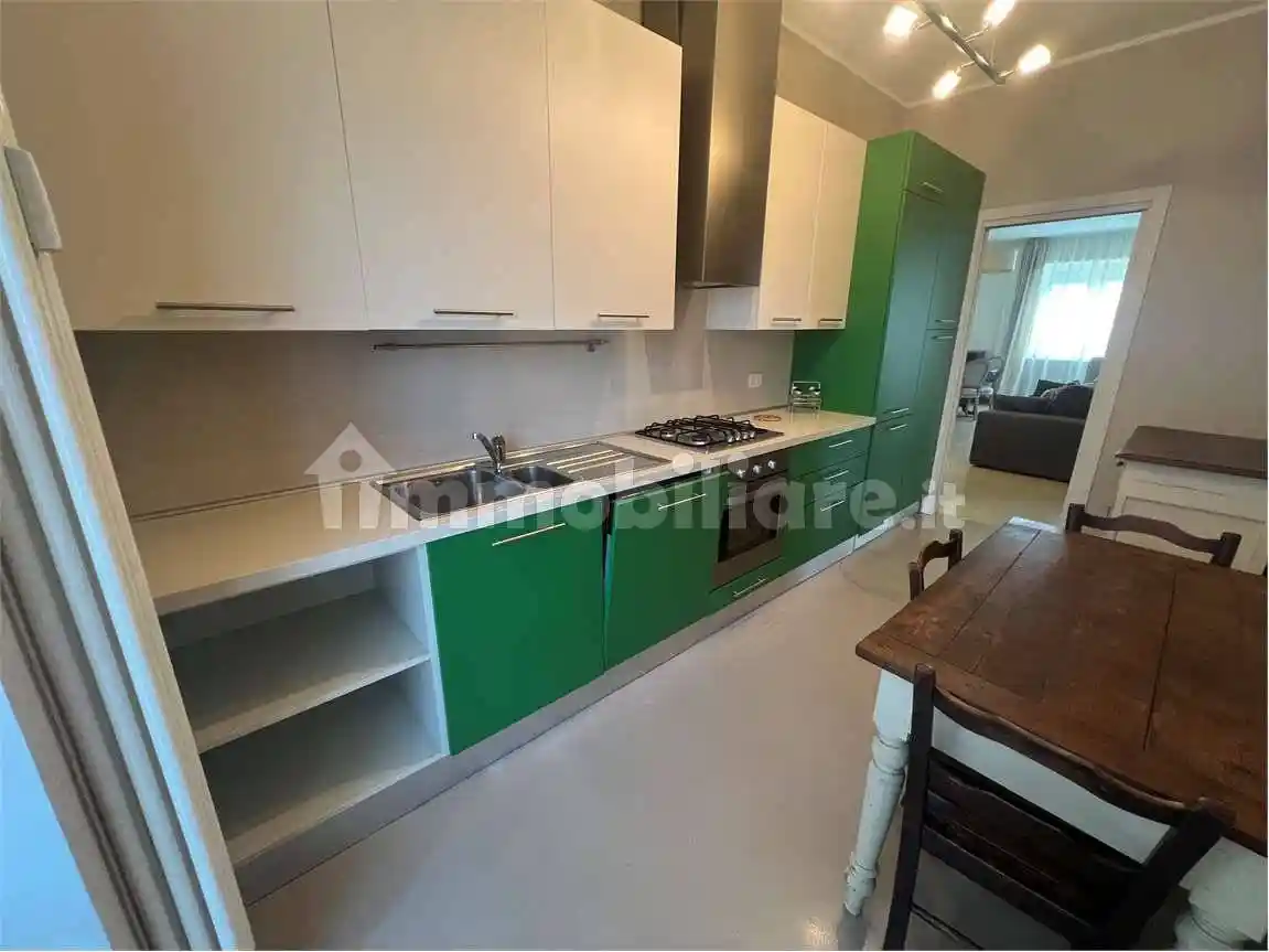 Trilocale ottimo stato, ottavo piano, Piazzale Milano - Stazione, Piacenza - foto 5